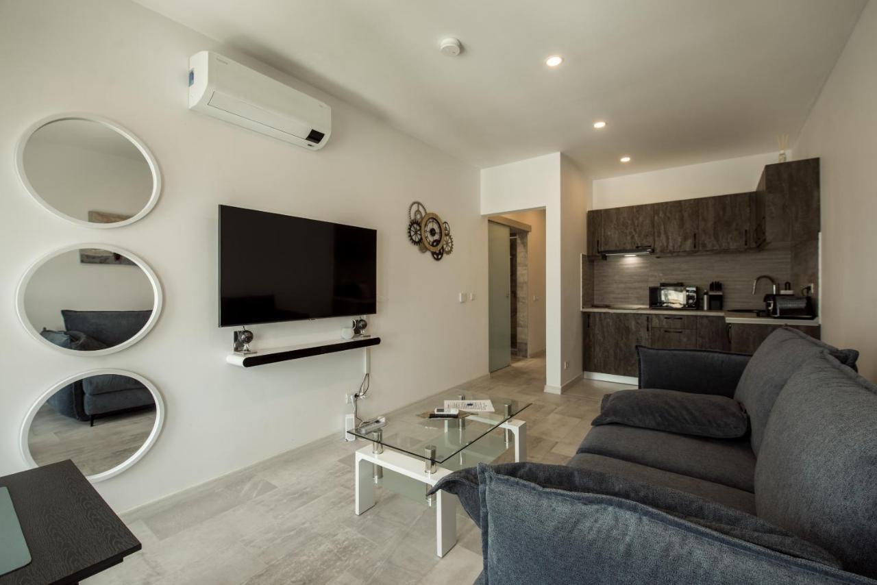 Fancy Penthouse Studio With Lakeview W10 بوخارست المظهر الخارجي الصورة