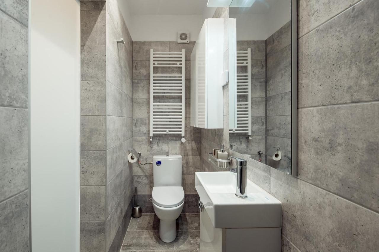 Fancy Penthouse Studio With Lakeview W10 بوخارست المظهر الخارجي الصورة
